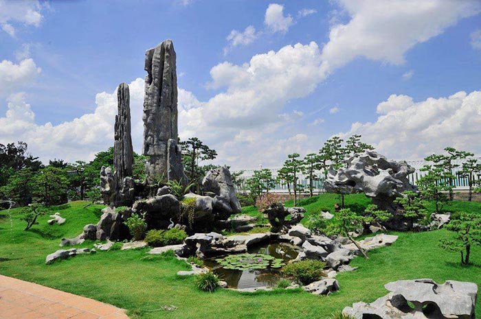 Thi đẹp hơn mà lại có nét đẹp khác.